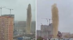 VIDEO: Obří exploze kanalizace. Výkaly se proměnily v gigantický gejzír