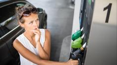 Řidiče čeká drahý srpen. Litr nafty může stát i 50 korun, varují ekonomové