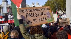 Bavorsko bude trestat za provolávání propalestinského hesla. Zvažuje to i ČR