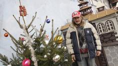 Jak bezdomovec Jarda prožívá Vánoce na hradě