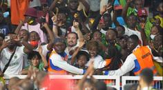 Tragédie na Africkém poháru. Při tlačenici zemřelo minimálně osm lidí