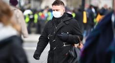 Muž si vymyslel možnou nákazu koronavirem, pak se rozjely manévry