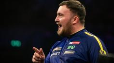 Littler dál dominuje Premier League, Aspinall si zajistil finálový večer