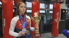 Česko má první sportovní hattrick. Získala ho mladá boxerka