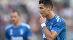 Videorozhodčí zrušil Ronaldovi gól! Odhalil centimetrový ofsajd