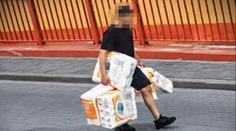 Muž měl ukrást 1 800 rolí toaletního papíru. Teď mu hrozí pět let vězení