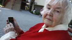 Telefonní operátoři lákají ze seniorů více peněz za volání! Víme, jak se bránit!