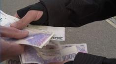 Policie varuje před vykukem! Z lidí tahá peníze dojemnými příběhy