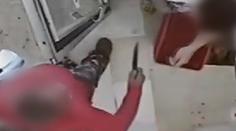 VIDEO: Loupežné přepadení s nožem za bílého dne