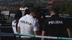 Matka útočníka ze slovenské školy skončila ve vazbě. Měla vyhrožovat ředitelce smrtí