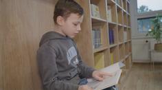 Pětiletý Samuel jde do školy. Učitelky se na geniální dítě připravují už teď