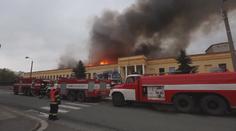 Příčina loňského požáru haly stále není jasná. Škoda je 100 milionů