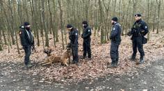 Střelec z fakulty se přiznal k vraždám v Klánovicích. Policie našla dopis
