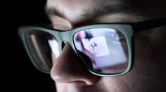 Muž neunesl rozchod. Na internetu pak falešně nabízel expřítelkyni na sex