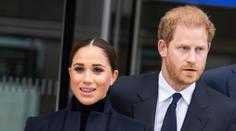 Vánoční přání Harryho a Meghan způsobilo poprask. Porušili královský protokol