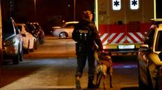 Policisté pátrají po násilníkovi. Ženu unesl před školou, kde čekala na syna