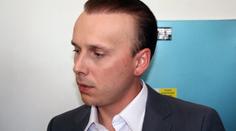 Závodili a zabili mladíka. Neměl kouřit trávu, hájí se před soudem