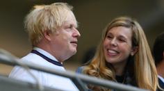 Britský premiér Boris Johnson má další dítě. Je to jeho sedmý potomek