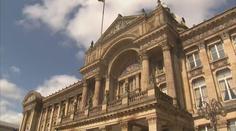 Kdysi klenot Británie, nyní mašina na dluhy. Birmingham vyhlásil bankrot
