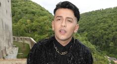 Trapas známého zpěváka na nudapláži. Lidi kolem mi nadávali, vzpomíná Bendig