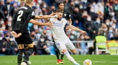 Barcelona se protrápila k výhře, Real zachránil aspoň bod v závěru