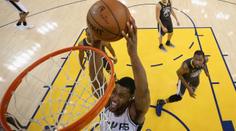 Golden State vyhráli a vedou sérii, Philadelphia klopýtla s Miami!