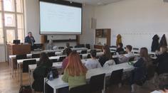 Český paradox. Psychologů a zubařů je málo, školy ale odmítají 95 % zájemců