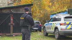 Senior ze Smržovky měl vraždit nelegální pistolí. Motiv souvisel s jeho družkou