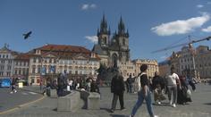 Česká města trápí davy turistů. Řídit je chtějí s pomocí dat z karet i mobilů