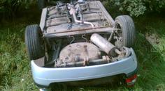 Převrátila auto na střechu! Nadýchala přes 3 promile