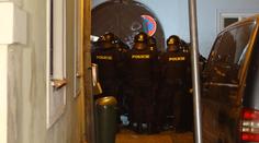 Policejní razie utnula v centru Prahy tajně otevřený klub se stovkou hostů