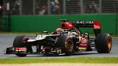 Kvalifikaci na Velkou cenu Malajsie vyhrál Vettel na Red Bullu