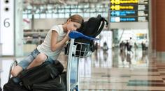 Mladou dívku nepustili do letadla. Kvůli tomuto neznámému pravidlu