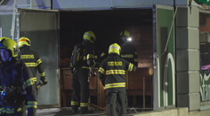 Policisté navrhují obžalovat muže, který měl zapálit bar. Hrozí mu až dvacetileté vězení