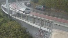 VIDEO: Nehoda jak z filmu. Řidička v Brně skončila v betonových svodidlech