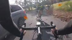 Auto sejmulo čtyři cyklisty! Létali vzduchem, ale zázrakem přežili