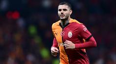 Má fotbalista novou lásku? Prý randí s právničkou, co mu pomáhá s rozvodem