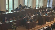 Poslanci zatím nejednali o covid pasech, ANO návrh nakonec stáhlo