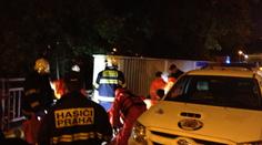 Žena chtěla skoncovat se životem skokem do Vltavy! Zachránil ji policista!