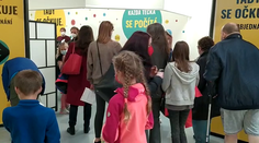 Centrum začalo očkovat děti bez registrace. Sjíždí se tam rodiny z celé republiky