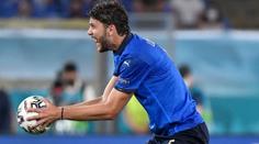 Italové mají jistý postup ze skupiny, hrdinou se stal mladíček Locatelli
