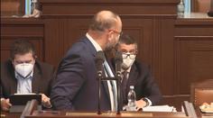 VIDEO: Proč rozhodují komunisté? Babiš se hádal s poslancem opozice