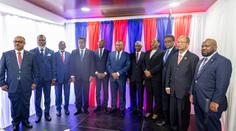 Haiti nakročilo k obnovení funkční vlády. Nová přechodná rada složila přísahu