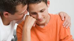 Filip (†14) se zabil, protože byl gay. Matka poslala dojemný vzkaz