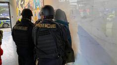 Policie evakuovala 200 lidí z kanceláří v Brně. Zasahovat musel pyrotechnik
