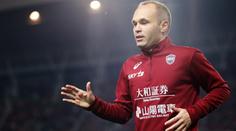 Hra pokračuje. Slavný Iniesta dál napíná, čeká se na jeho další slova