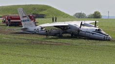 Letoun se rozlomil a začal hořet, u Čáslavi se zranilo šest lidí