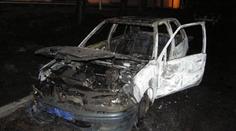 AUTO VYLÉTLO Z DÁLNICE D2! Hasiči museli zraněné vystříhat z vraku