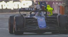 Šílená chyba Williamsu. Mechanici nechali na Albonově autě chladicí zařízení