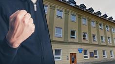 Hromadná rvačka v "pasťáku". Zasahovala policie i záchranáři